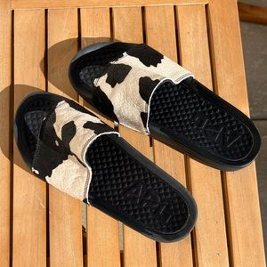 APL Cow Print Slides